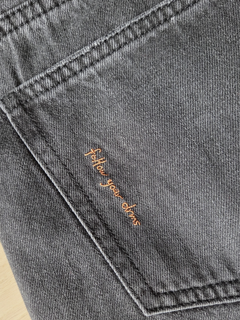 Drmers club baggy jeans in black - Picture 8 of 10